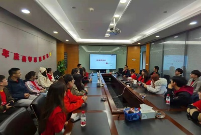 職海引航——戴歡歡、張文敏、周子強導師小組聯合指導活動助力勞務派遣職業發展